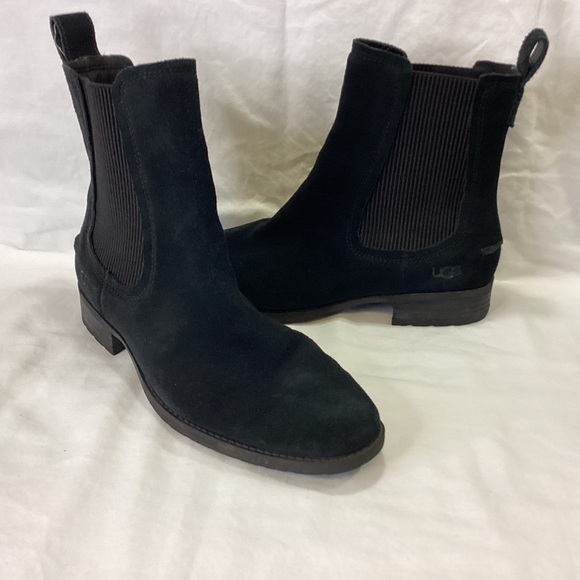 UGG HILLHURST II SZ 8 Black Suede / Knit Ankle Boots so 8 $190 main image 11